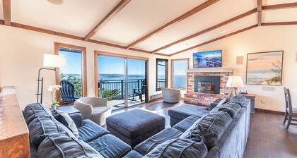 Whale Watch~Dillon Beach Retreat~Drop Anchor~Hot Tub~Game Room~Dog~Summer Fun
