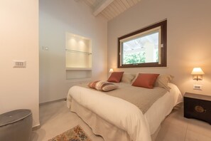 3 bedrooms, iron/ironing board, travel cot, free WiFi - Villa Angelina - Luxury Villa with pool (Modica)