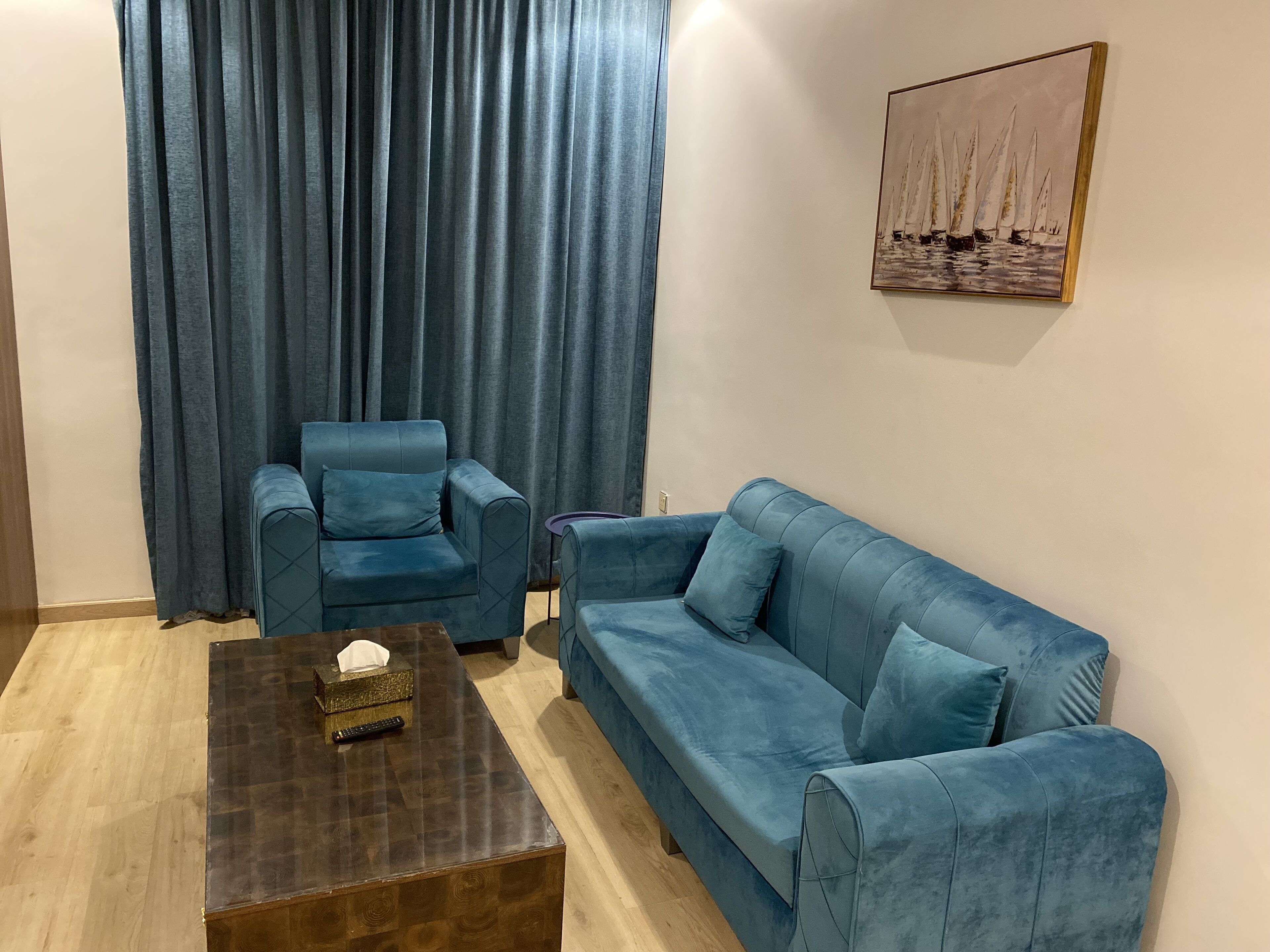 50-inch Smart TV with cable channels, fireplace, Netflix