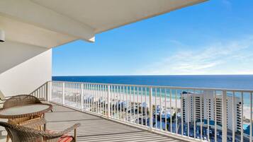 Condo, Multiple Beds, Balcony (#1907 - No Pets) | Property grounds