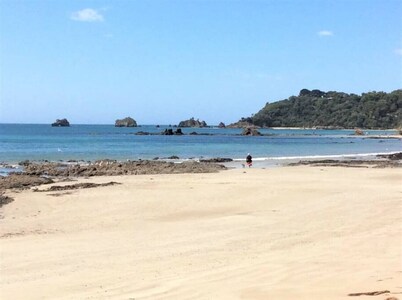 RIVERSIDE HOLIDAYS BY READYSET!