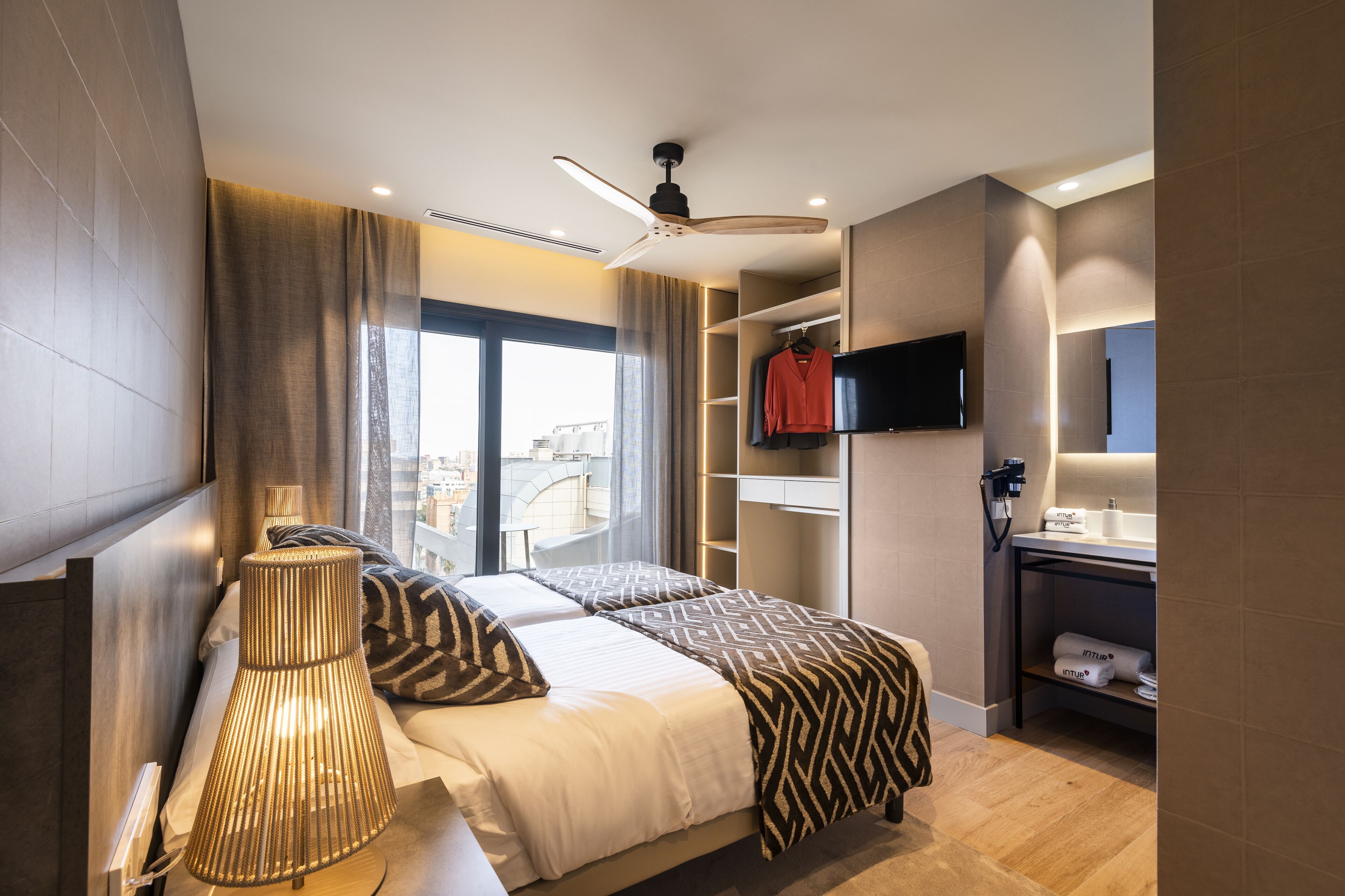 Couette en duvet d'oie, matelas mémoire de forme