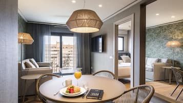 Luxury Apartment, 2 Bedrooms, Balcony, Park View | 2 bedrooms, down comforters, memory foam beds, laptop workspace