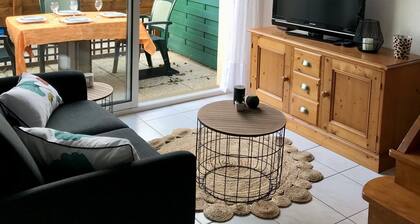 House in Pornic 700m from the beach - sleeps 4/5