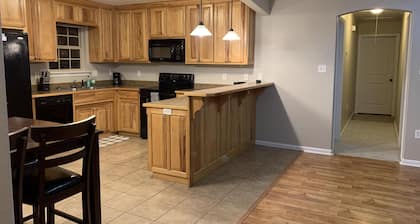 Spacious Valdosta Getaway