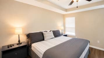 4 bedrooms, iron/ironing board, WiFi, bed sheets