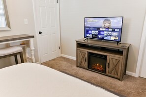 3 makuuhuonetta, silitysrauta/-lauta, vauvan matkasänky, ilmainen Wi-Fi