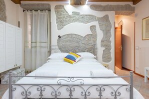 1 chambre, Wi-Fi gratuit, draps fournis