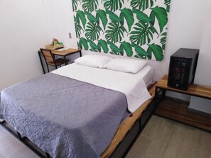 Standard Room | Desk, free WiFi, bed sheets - Hacienda San Agustin (Marinilla)