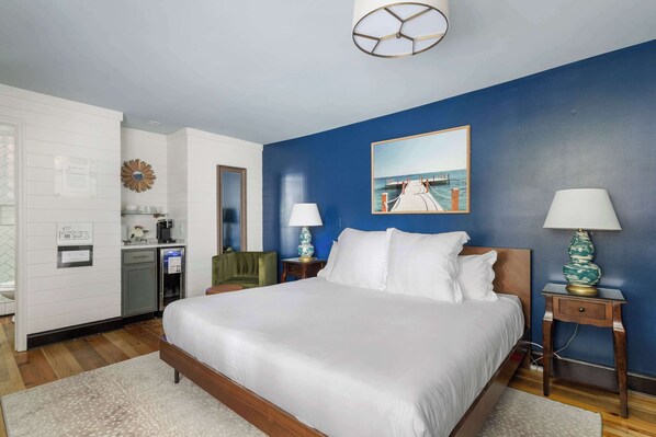 1 bedroom, iron/ironing board, travel crib, WiFi