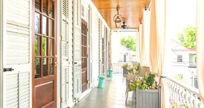 The Inns | Bright & Breezy Large Luxury Suite!