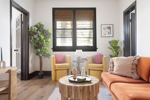 TV, studio, monitor per computer