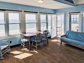 TV - Bay Front Days Cottage #12 (2254) (North Truro)