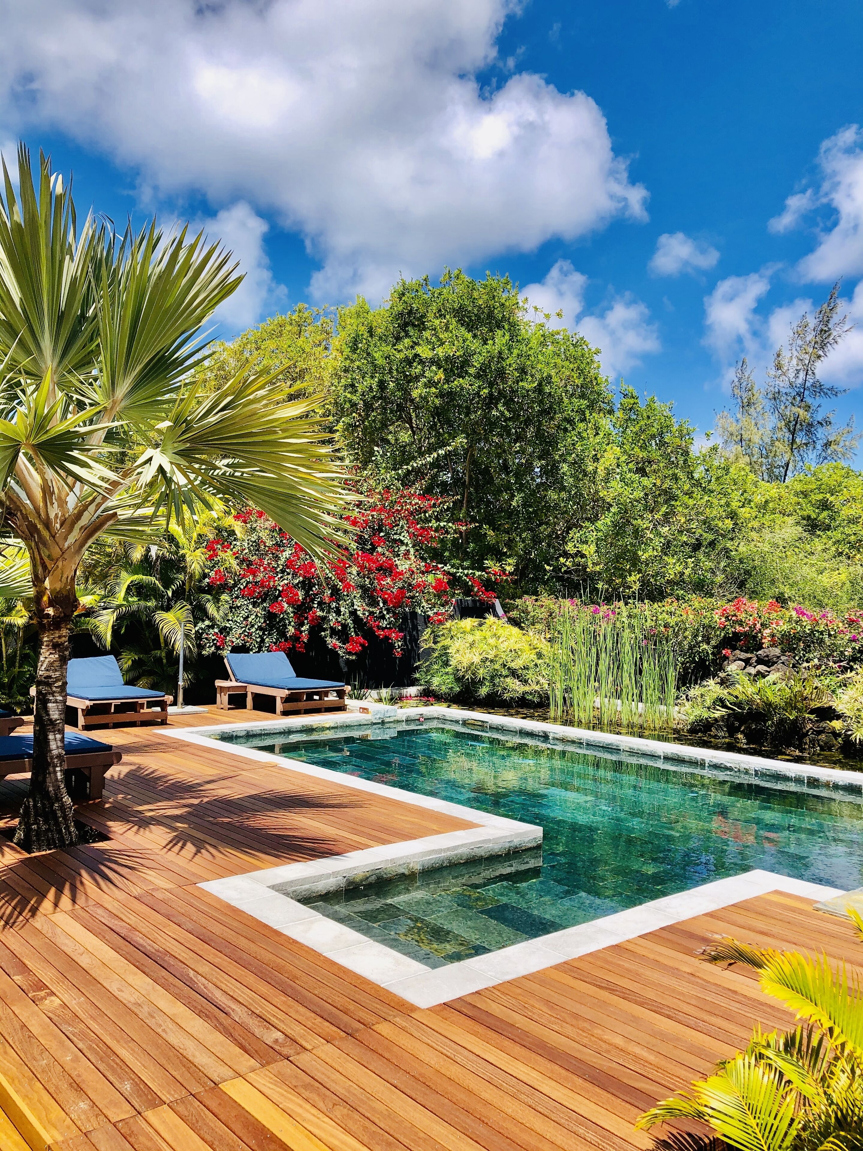 Habitación estándar doble | Ropa de cama de alta calidad y colchones con acolchado adicional