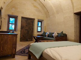 Ropa de cama de alta calidad y escritorio 