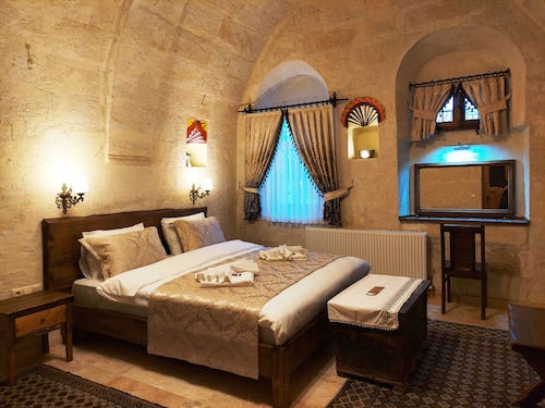 Armesos Cave Hotel