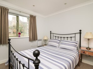 Cottage | Interior - Flat 2 (Pembroke)