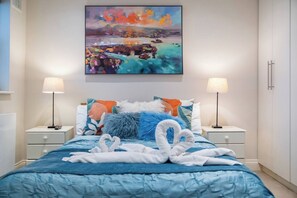 2 bedrooms, desk, iron/ironing board, travel cot