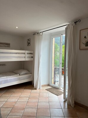 Comfort Cottage, Ensuite, Mountain View (Ciboulette) | 1 bedroom - Les Copains à Bord - Gîtes (Cans et Cévennes)