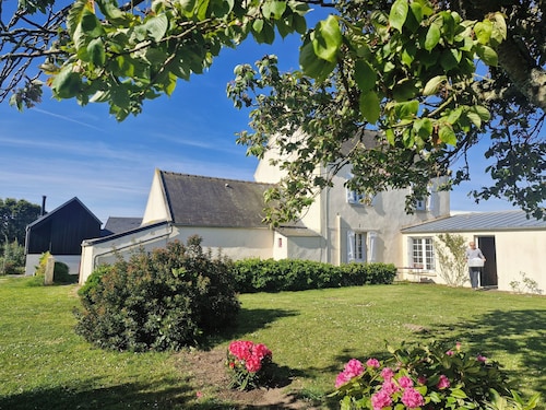 Grande maison vue mer Ă Lilia