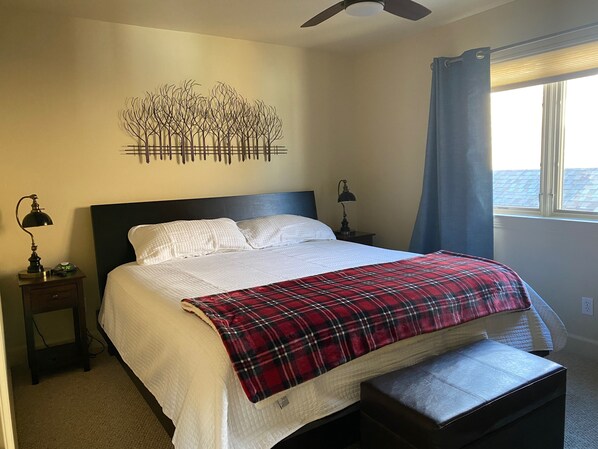 5 bedrooms, iron/ironing board, free WiFi, bed sheets