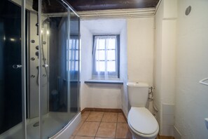 Bathroom - Les Copains à Bord - Gîte D'étape (Cans et Cévennes)