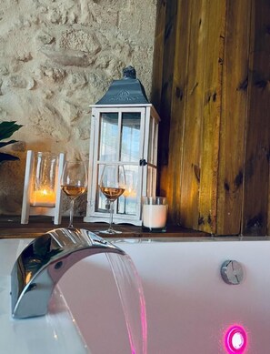 Comfort Suite, Ensuite (La suite Balnéo) - Lariviere (Asques)