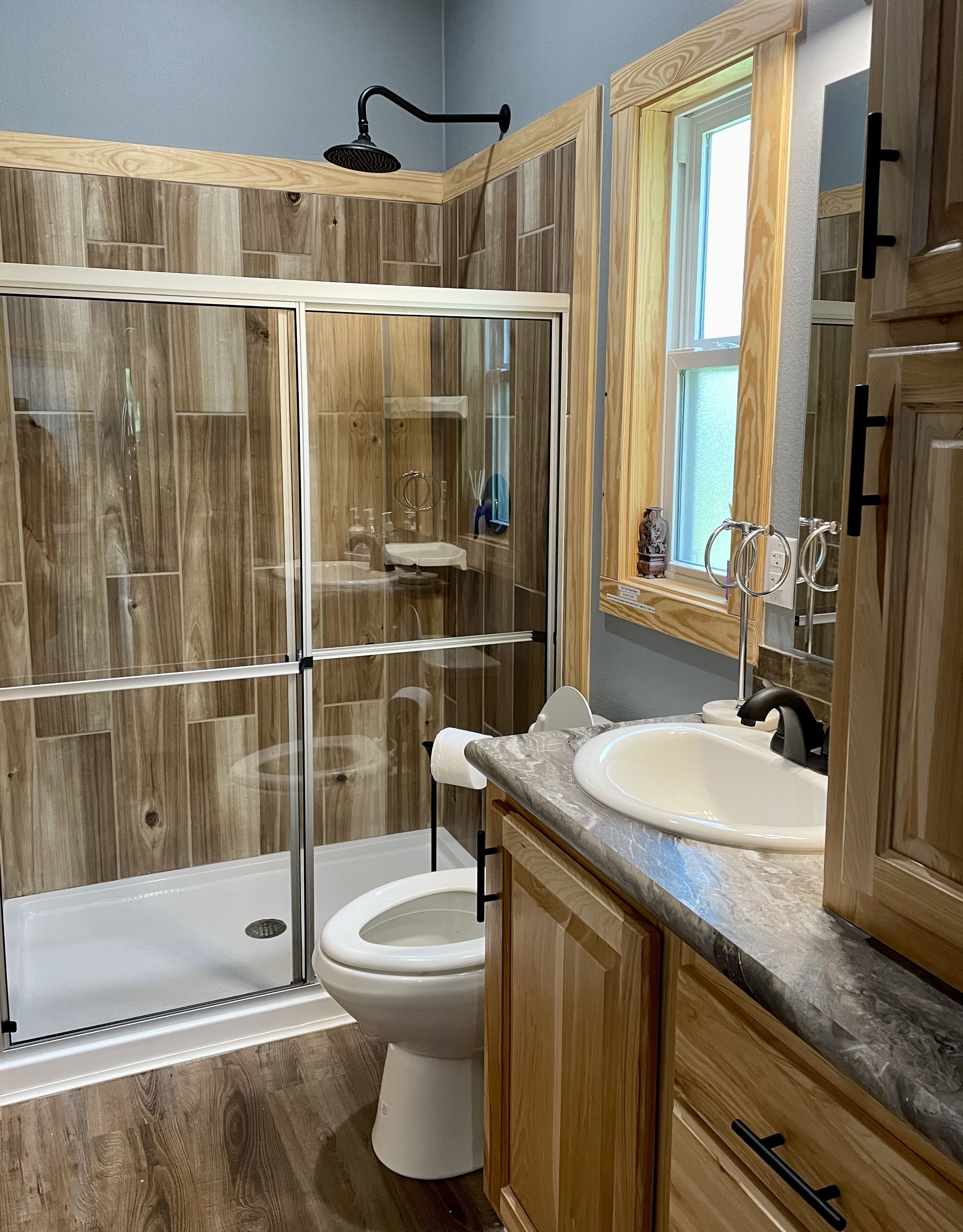 Hytte, privat bad, parkutsikt (The Wyldwood) | Bad