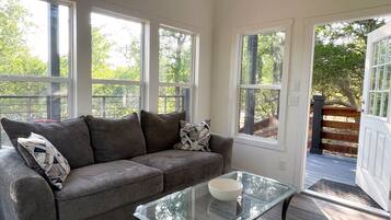 Cabin, Private Bathroom (Penny Lane ) | Interior