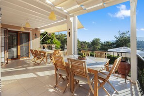 Outdoor dining - Daidala Home, Göcek, Fethiye (Muğla)