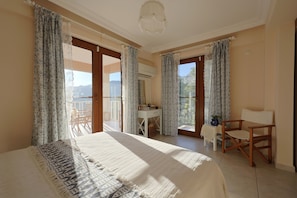 6 Schlafzimmer, Bügeleisen/Bügelbrett, Reisekinderbett, kostenloses WLAN