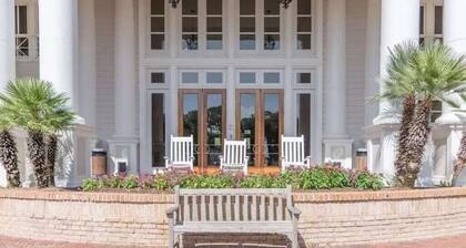 Grand Sandestin 6th floor Studio with amazing bay view