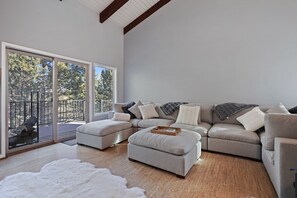 TV, fireplace, table tennis