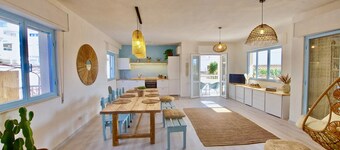 Domus Giulia- Villa sul mare