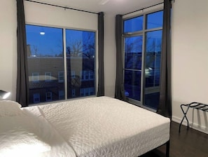 2 chambres, fer et planche à repasser, accès au Wi-Fi (inclus)
