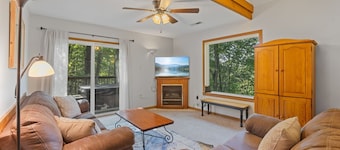 Brown Manor (Hocking Hills Area)