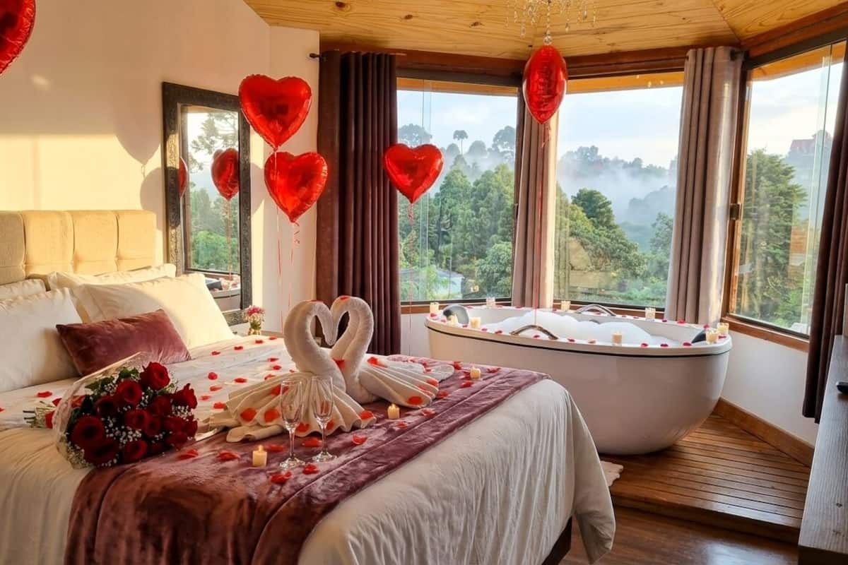 Premium bedding, down comforters, pillowtop beds, minibar