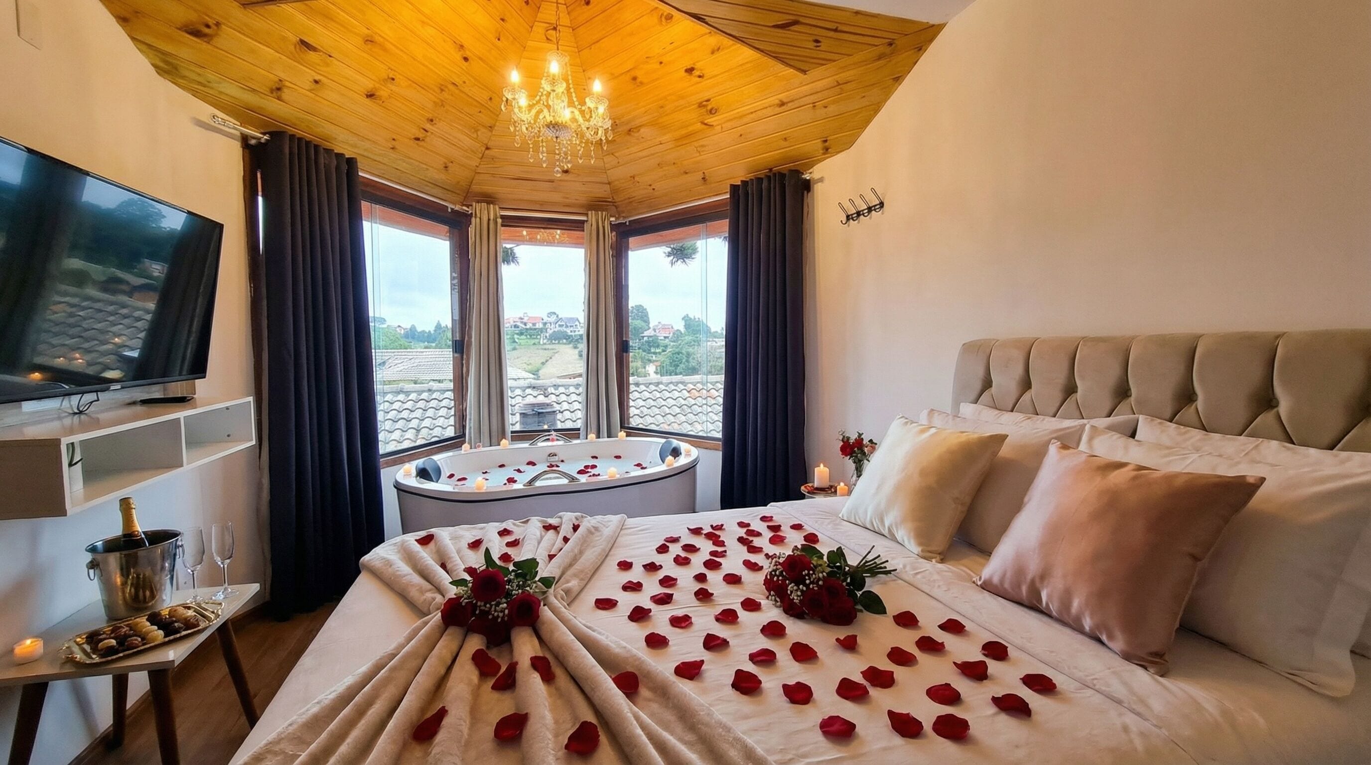 Habitación romántica doble | Ropa de cama de alta calidad y edredones de plumas