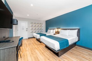 Premium bedding, Select Comfort beds, desk, iron/ironing board - Studio 6 Suites – Stockton, CA – Waterfront (Stockton)