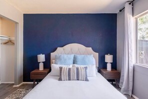 3 bedrooms, in-room safe, desk, iron/ironing board - 🌵Private 🌵Panoramic View 🌵5 miles-Joshua Tree entrance; Stargazing; Hammock! 🎇✨ (Joshua Tree)