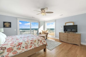 7 bedrooms, iron/ironing board, WiFi, bed sheets