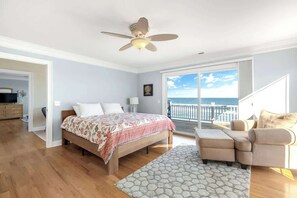 7 bedrooms, iron/ironing board, WiFi, bed sheets - Dolphin Watch - 7Br - Oceanfront - Pool/Hot Tub (Kure Beach)