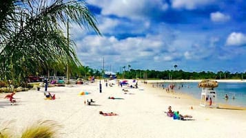 靠近海滩