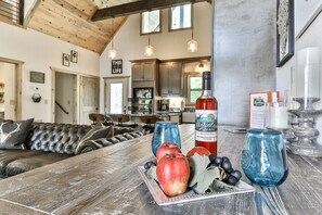 Flat-screen TV, fireplace, DVD player