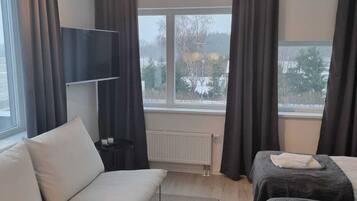 Apartment, 1 Queen Bed | 1 bedroom, free WiFi, bed sheets