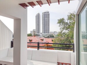 Property grounds - Happio Place (Bangkok)