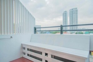 Property grounds - Happio Place (Bangkok)