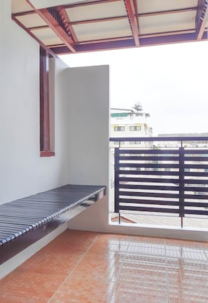 Terrace/patio - Happio Place (Bangkok)