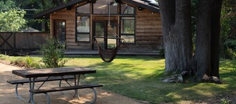 Basecamp Lodge - Cabin 8