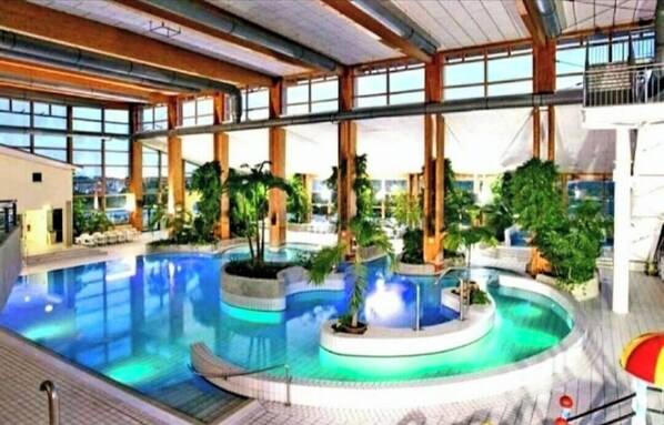Indoor pool, outdoor pool